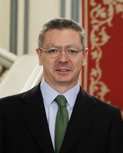 Ruiz-Gallardón, Ministro de Justicia (2012).jpg