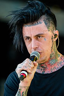 Ronnie Radke.jpg