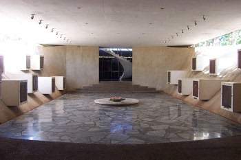 Archivo:6 Artemisa mausoleo.jpg