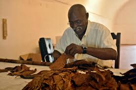 Archivo:Jose castelar tabaco.jpeg