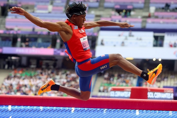 Archivo:Robiel Yankiel Sol 1er Oro JJPP París 2024.jpg