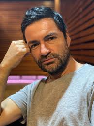 Víctor Montero.jpg