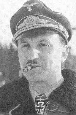 Walther Dahl.jpg