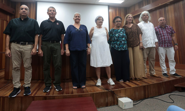 Archivo:SCCAFD Primera Junta Directiva.jpg