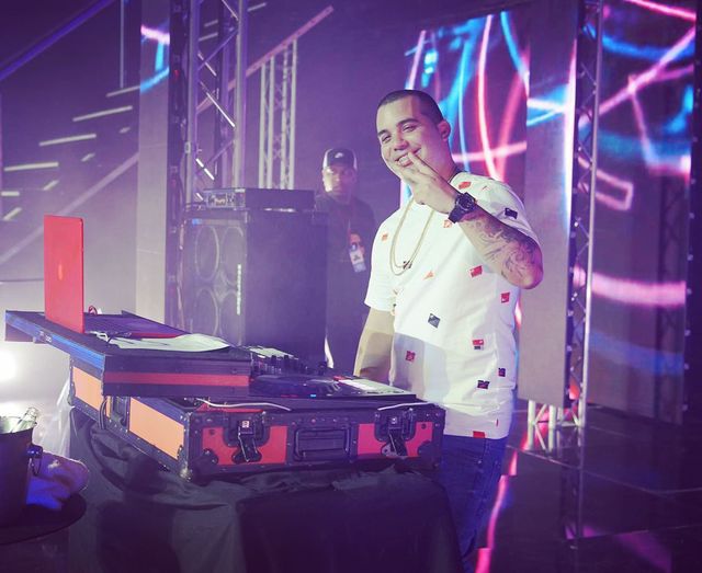 Archivo:Dj Roumy en acción.jpg