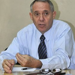 Juan-Mendoza-Diaz-Premio-Nacional-de-Derecho-2021.jpg