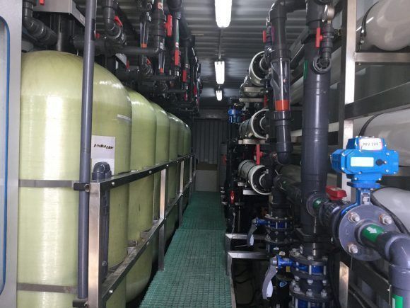 Archivo:Planta-desalinizadora-de-guanabao-2-580x435.jpg