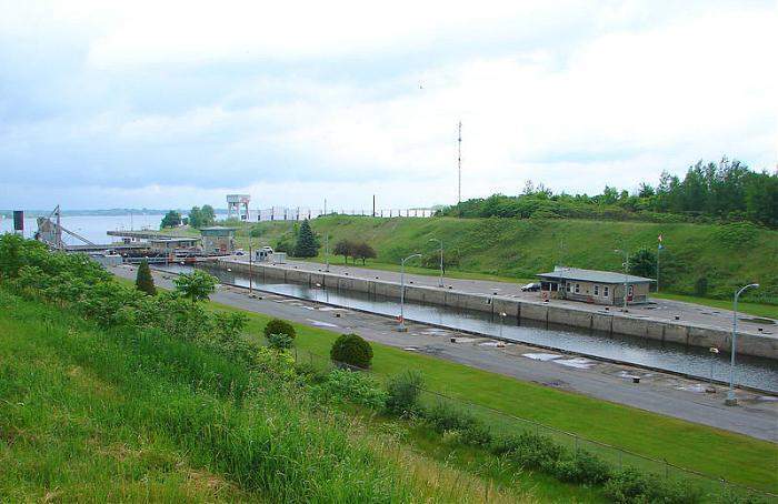 Archivo:Canal de San Lorenzo.jpg