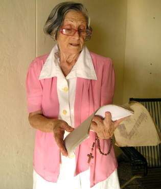 Archivo:María del Carmen González Collera.jpg