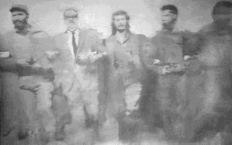 Archivo:Sin título, de la serie Gris. 2002.jpg