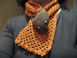 Archivo:Bufanda de ganchillo12.jpeg