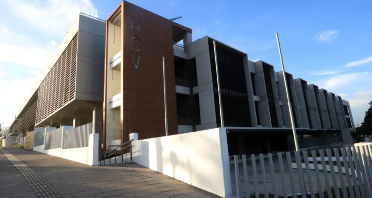 Archivo:Nuevo-hospital-claudio-vicuna-san-antonio.jpg