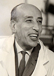 José Val del Omar.jpg