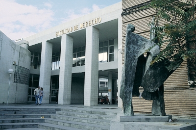 Archivo:Facultad de Derecho.jpg