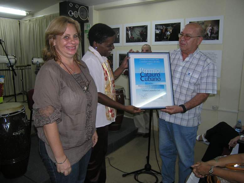 Archivo:Liliana Casanella-Premio Catauro.jpg