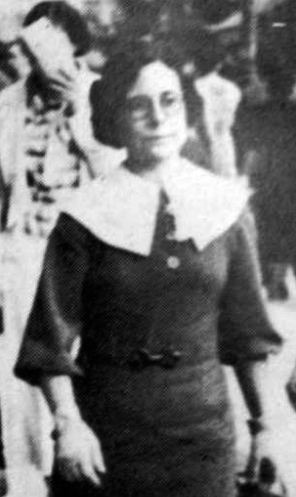 Archivo:Aurea Cuadrado.jpg