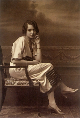 Archivo:Pilar Bayona.jpg