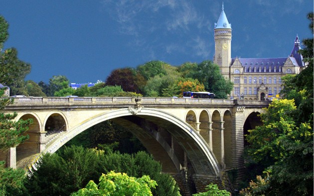 Archivo:Puente adolfo.jpg