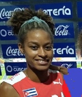 Laura Moreira.jpg