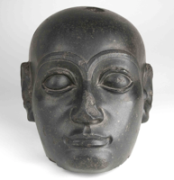 Cabeza de Gudea.png