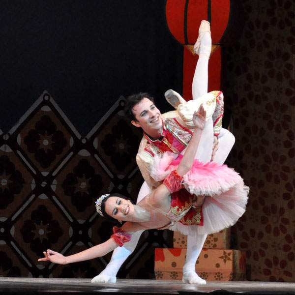 Archivo:Ballet cascanueces 3.jpg