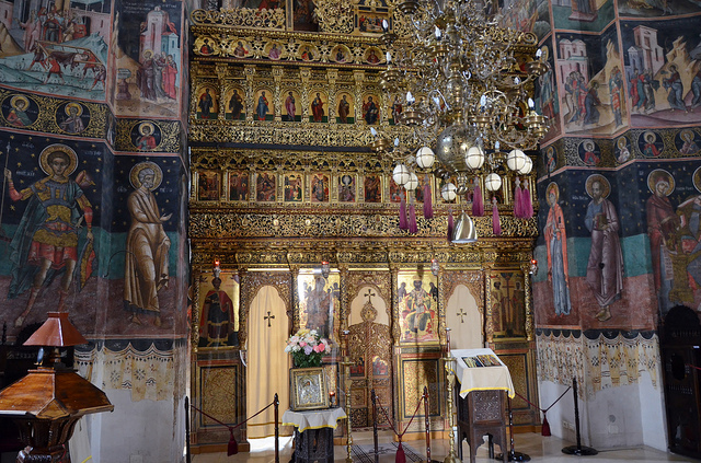 Archivo:Monasterio horezu28.jpg