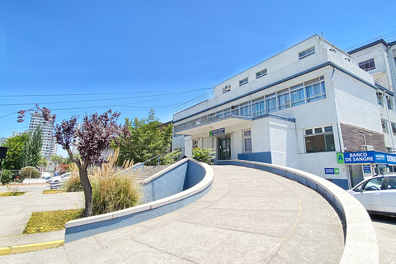 Archivo:Maternidad, Hosp. Clín. Univ. Chile.jpg