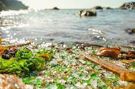 Archivo:PLAYA CRISTAL .jpg