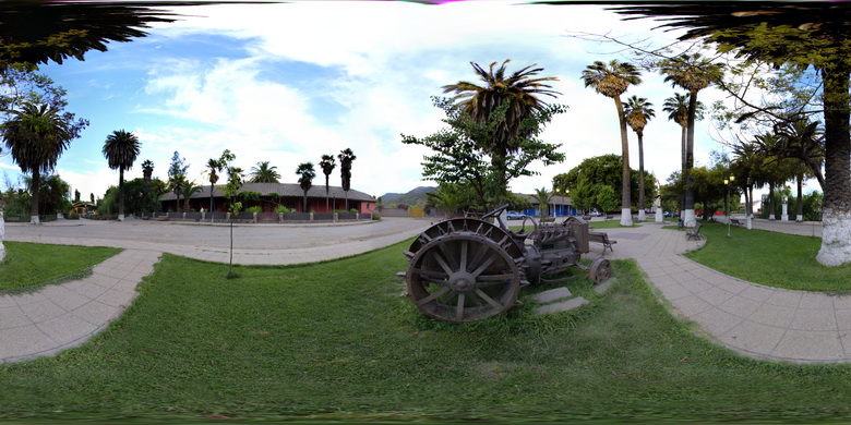Archivo:Plaza de Guacarhue y su entorno.jpg