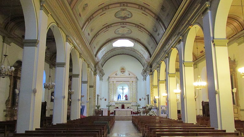 Archivo:Catedral Rancagua, interior.jpg