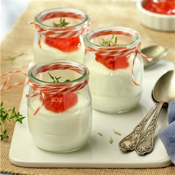 Archivo:Vasitos-de-crema-de-queso-y-mermelada-de-tomate.jpeg