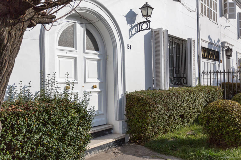 Archivo:Jardines muy bien mantenidos Virginia Opazo.jpg