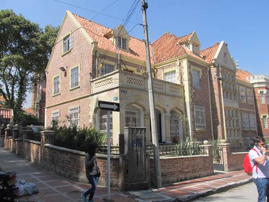 Archivo:Camara Colombiana del Libro.jpg