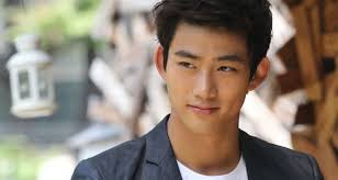 Archivo:Taecyeon00.jpg