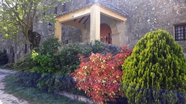 Archivo:Entrada Iglesia JC2.jpg