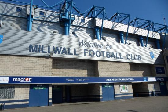 Archivo:Millwall-football-club estadio.jpg