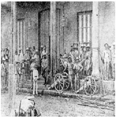 Archivo:Llegada de la sección de Artillería.jpg