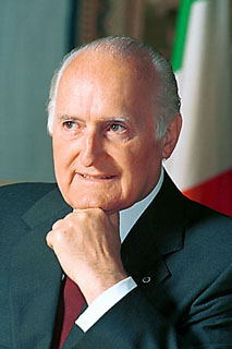 Oscar Luigi Scalfaro.jpg