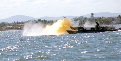 Archivo:Maniobras del ejercito central.jpg