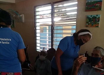 Archivo:Casa de abuelos Stgo.jpg