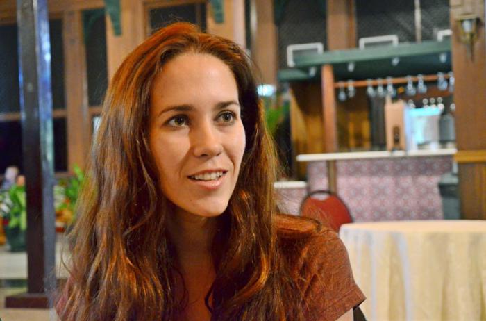 Archivo:Camila Carballo.jpg