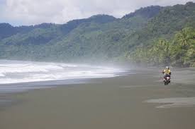 Archivo:Playa Carate portada.jpg