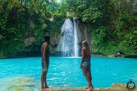 Cataratas de Kawasan.jpg