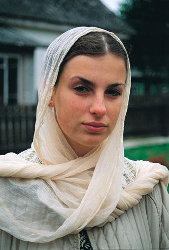 Archivo:Mujer caraita.jpg