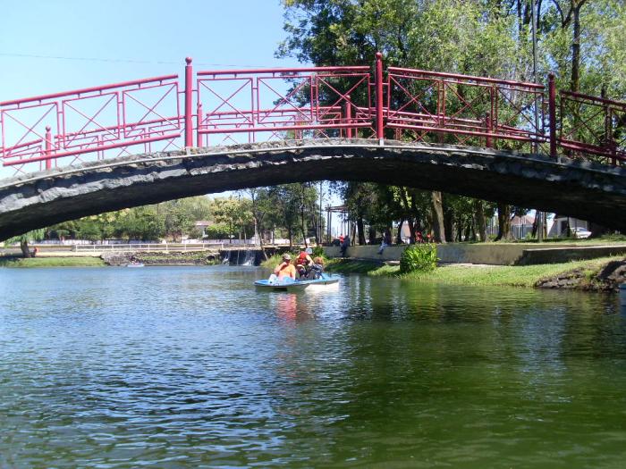 Archivo:Laguna Esmeralda.jpg
