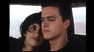 Archivo:Todo es mentira 3.jpg