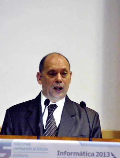 Archivo:Informatica 2013 clausura 1.jpg - EcuRed