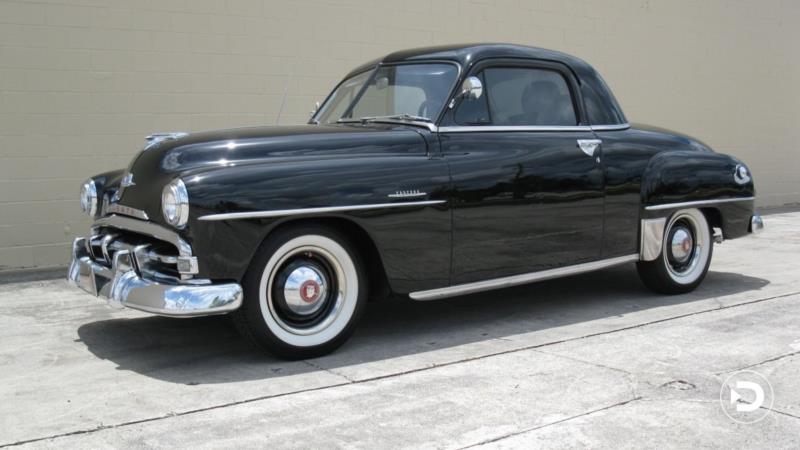 Archivo:Plymouth 1952 Coupe.jpeg