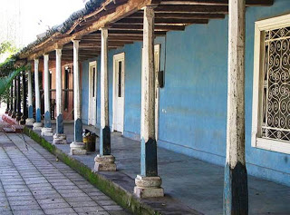 Archivo:Guarcague casa colonial.jpg
