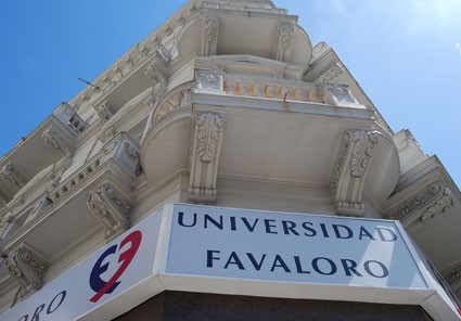 Archivo:Universidad Favaloro.jpg